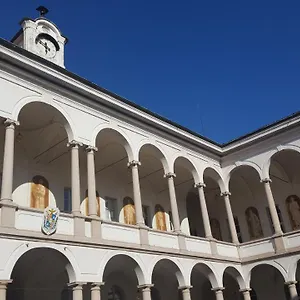 https://villa-terzaghi.it-lombardy.com