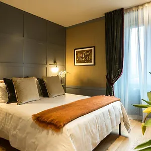 Living 2* Milan